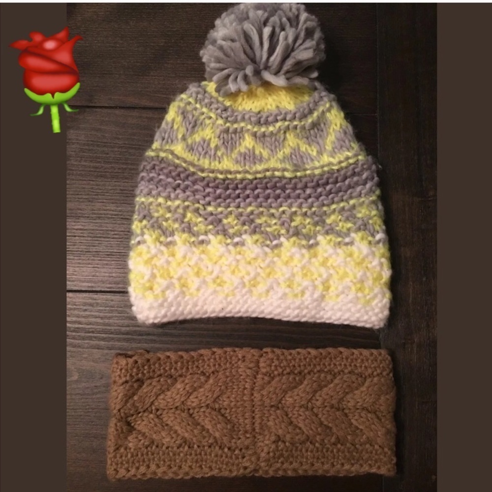 NWOT Cable knit Pom Pom Beanie & Crocheted Earband - Picture 1 of 5
